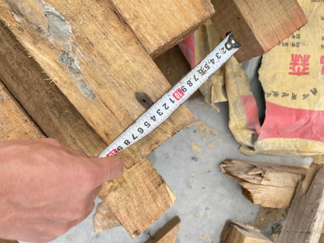 木頭人的生活 建設工程中的二手木材與工地木工